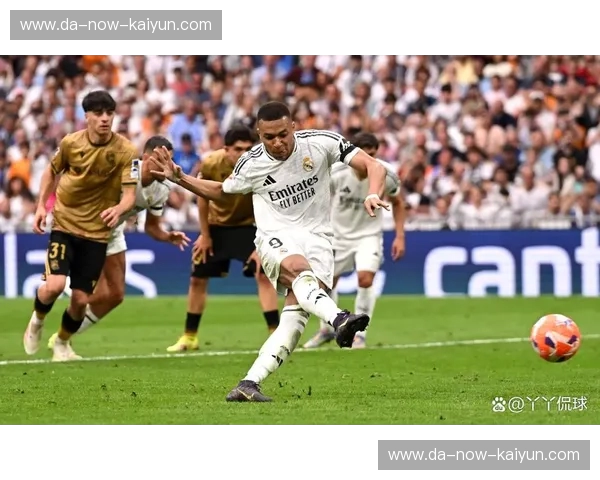 伯纳乌的巅峰极光：为何“皇马vs直播”是每个足球灵魂的终极救赎？